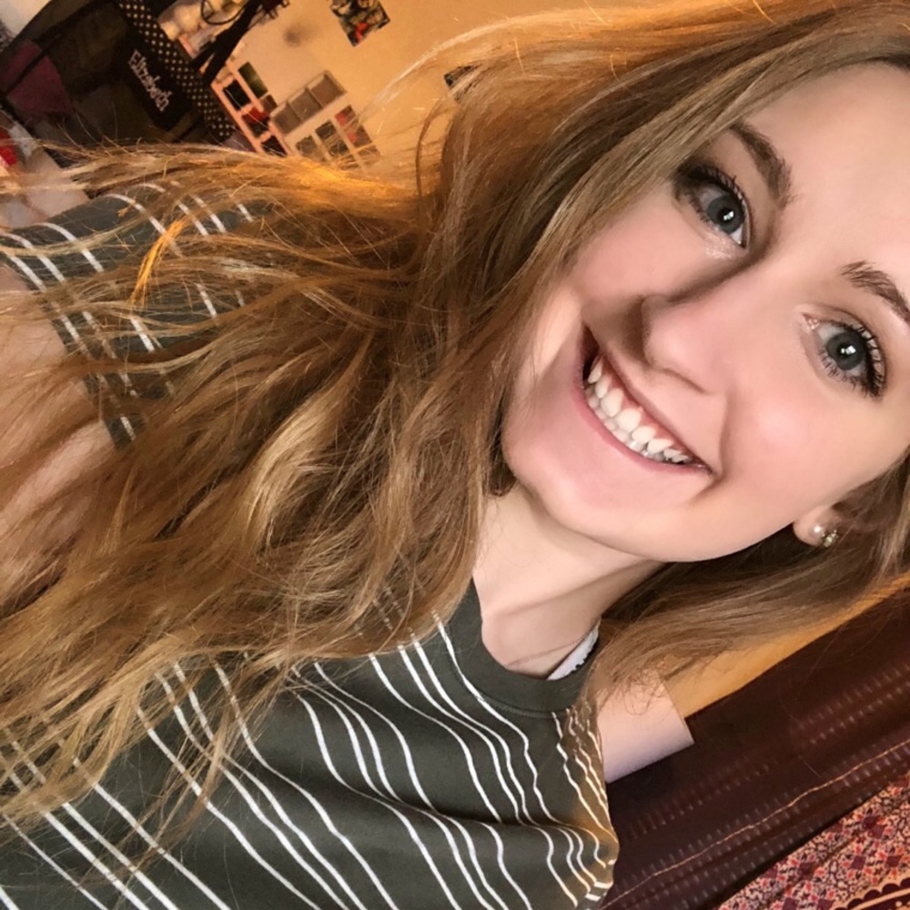 Meet your Posher, Elizabeth